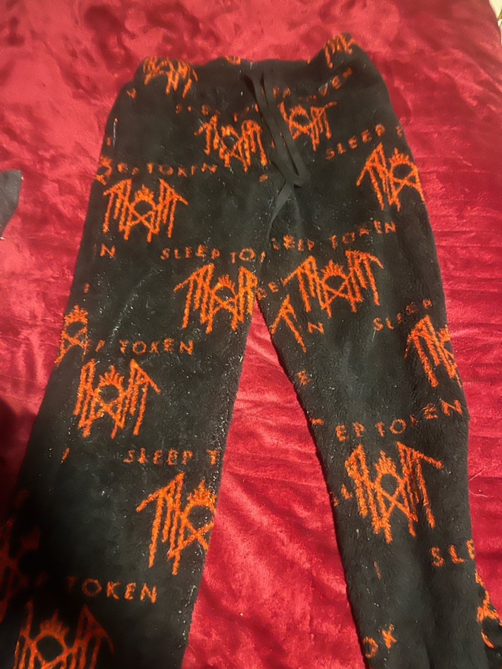 Hot Topic fleece black and red sleep token pajamas